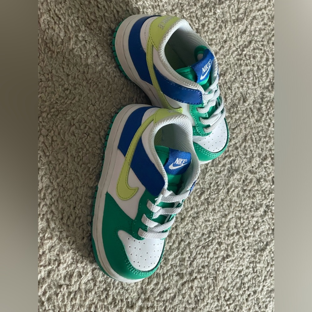 Nike shoes